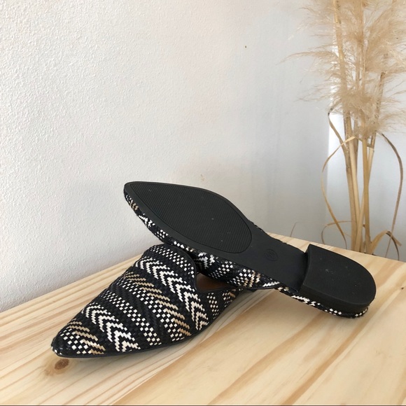 Universal Thread Mules - Picture 5 of 5